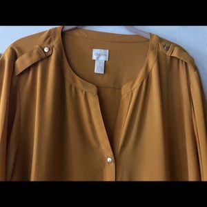 Chico’s Mustard Tab Sleeve Tunic